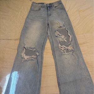 VERVET Denim Jeans with Distressed Details
